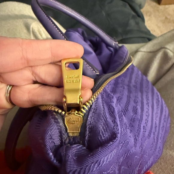 ❤️🔥PRADA🔥Tessuto Nylon Saffiano Tote - Picture 16 of 16